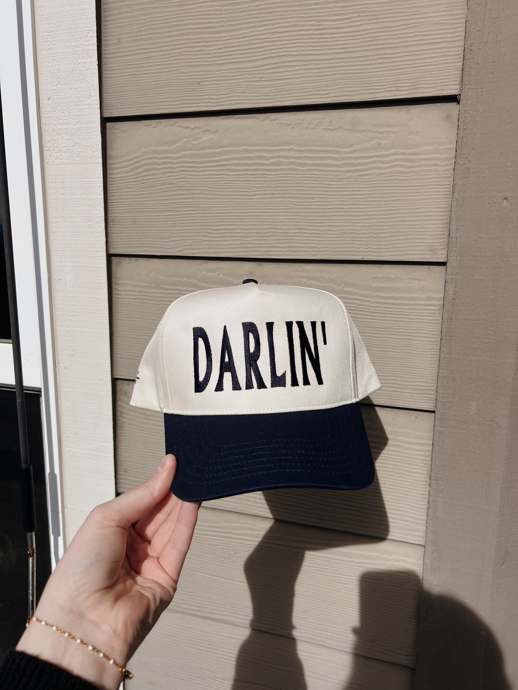 DARLIN’ NAVIE